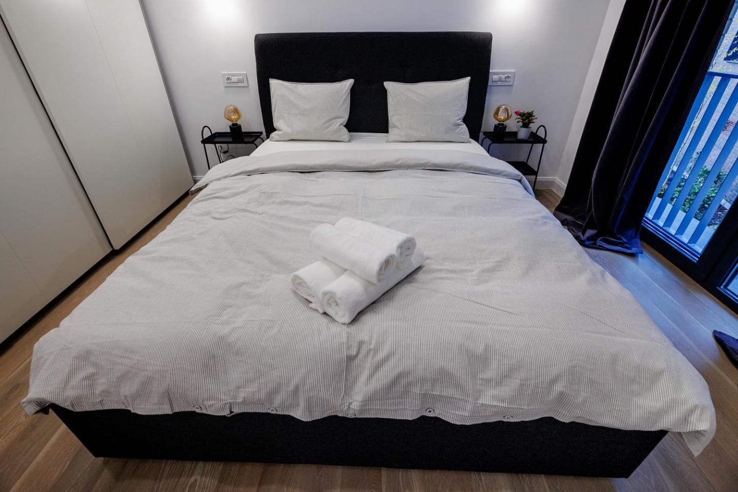 The Corner Luxe *
